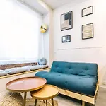 Charming Parisian Loft In Batignolles